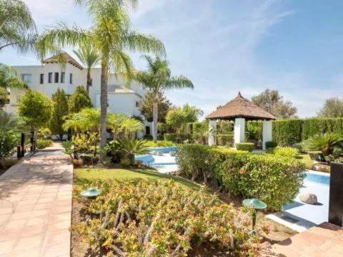 Luxury En Rio Real Lägenhet Marbella